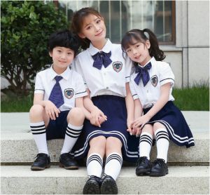 校服 更多款式请来电获取